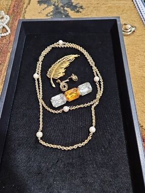 Gold-Tone Pearl Station Necklace with Amber and Clear Gem Brooches